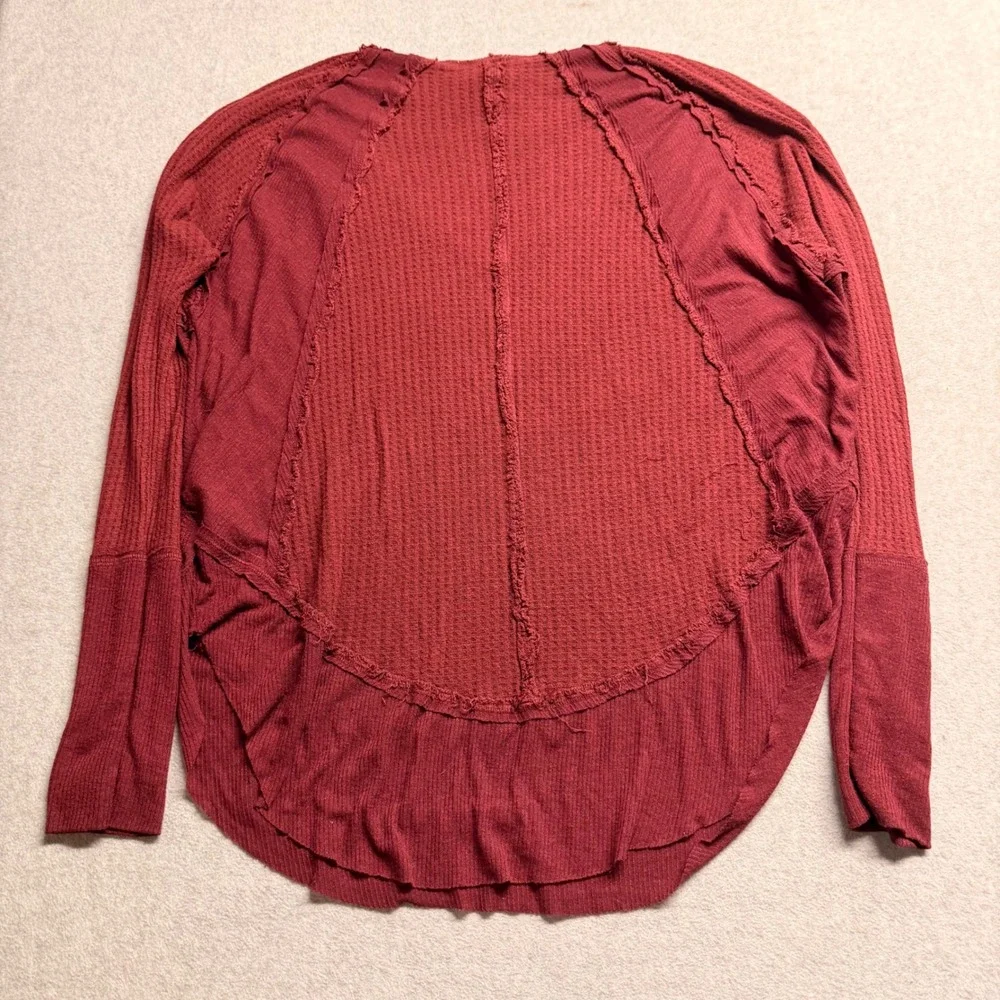 We The Free Free People Burgundy Waffle Knit Thermal Top Scoop Neck Size Medium